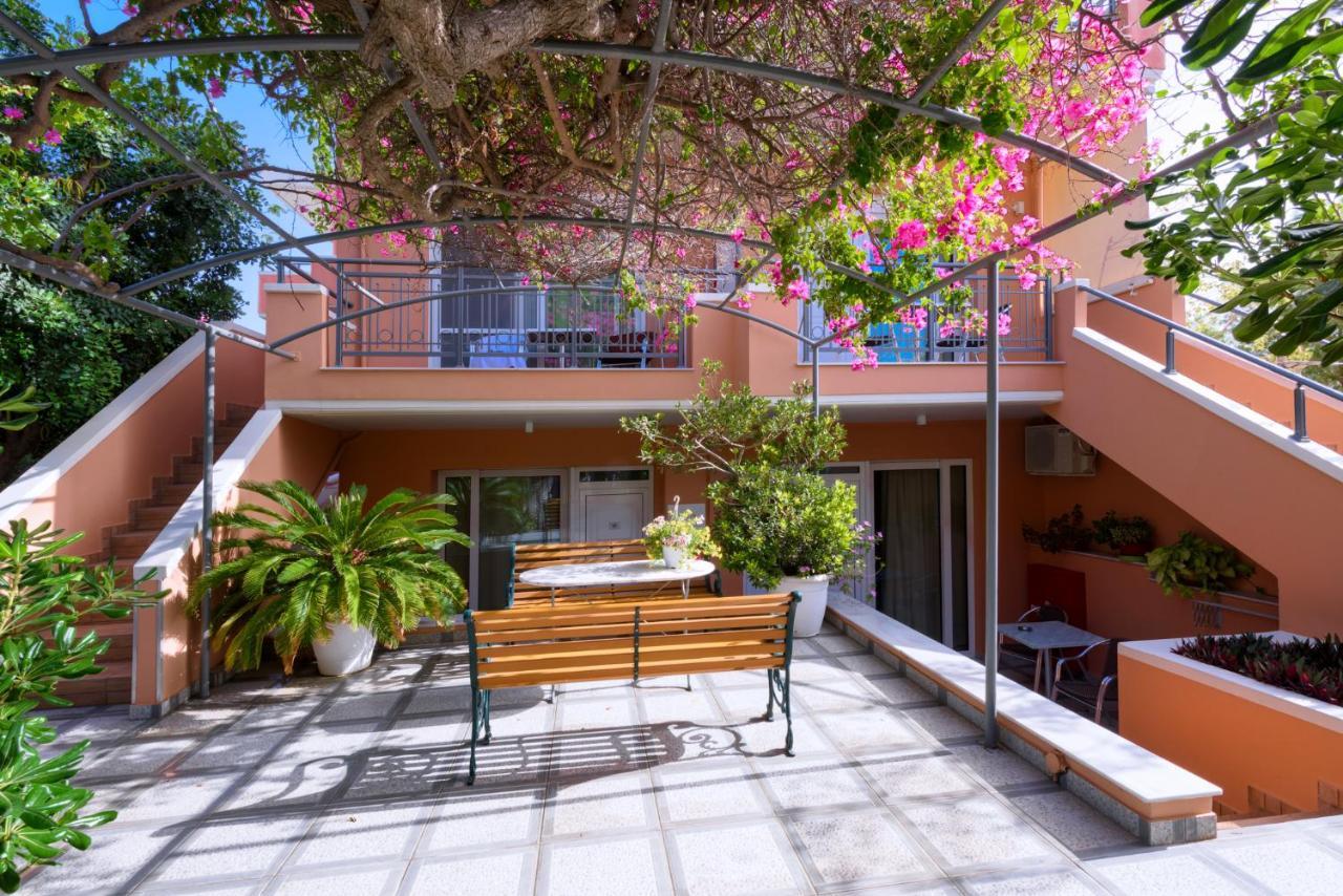 Poseidon Studios & Apartments Paleóchora Extérieur photo